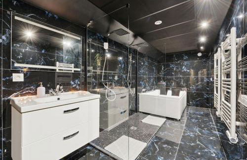 Love Room - Suite avec jacuzzi et sauna privatif - Foto 4