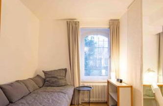 Ground Floor in Villa in Charlottenburg Garden View - Foto 15