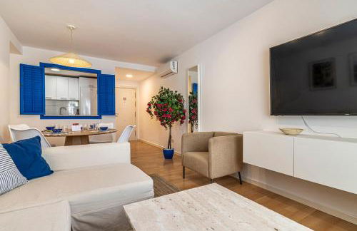 SOLIS MARE APARTMENTS - Pedregalejo Beach - Photo 9