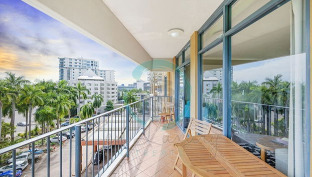 Coastal Elegance Sunset Pool Balcony Dining - Foto 3, Camera