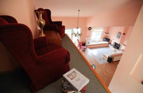 Six Steps From The Forest - Photo 46