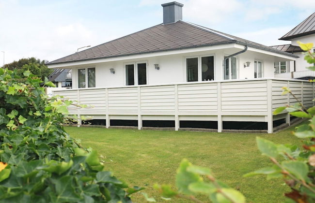 2 Person Holiday Home in Esbjerg V-by Traum - Foto 1