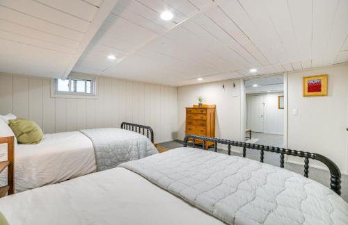 Walk to Dtwn Cozy Home with Fireplace in Charlevoix - Foto 20