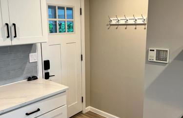 Crescent Bar Waterfront Home- Private Beach, Water Views, Hiking, Golf, Live Concerts - Foto 5