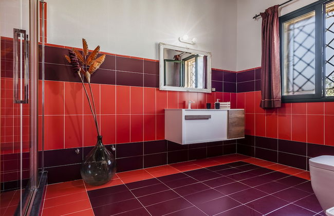 Charming Sea View Villa close to beach - Foto 25