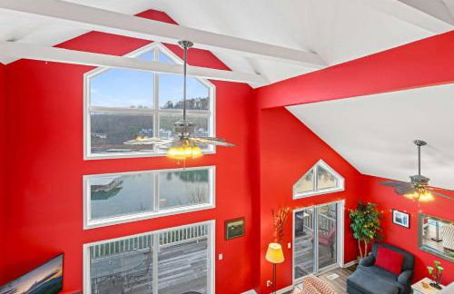 Family-friendly Home Hot Tub Lake View & Pool Access - Foto 26