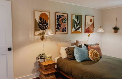 Creek Side Cabin with Wood Fired Hot Tub and Fire Pit - Foto 35