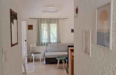 Golden Horizon Retreat, tranquil atmosphere next to the sea! - Photo 25