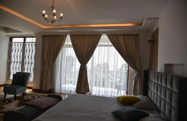 5 Bedroom Exquisite Villa in Top-view Area - Foto 6