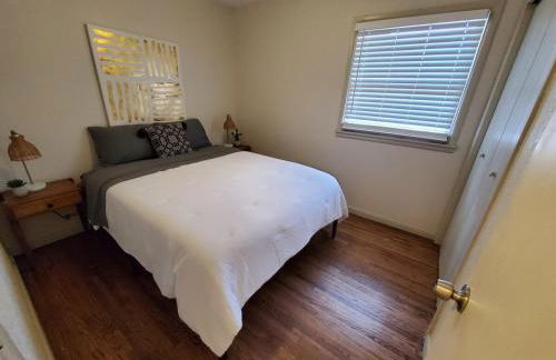 South Side Chic 3Br 1Ba 10mn to McConnell Spirit - Photo 6