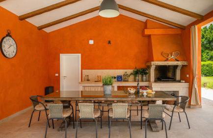 Beautiful Villa Village with tennis court in Tinj - Photo 44