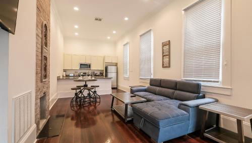 Charming 2BR on Carondelet by Hosteeva - Foto 2