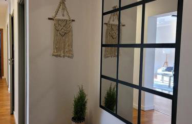 Uroczy dom na ładnym podwarszawskim osiedlu - Foto 10