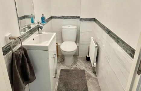 Rare find House with Parking minutes to Canterbury city center - Foto 12