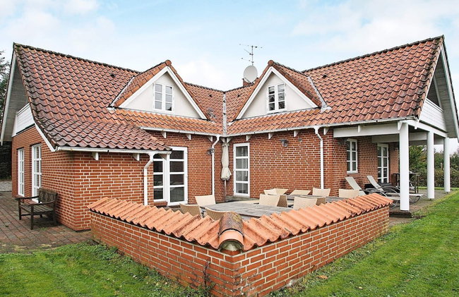 4 Star Holiday Home in Fur - Photo 1
