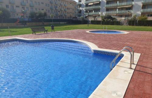 Apartamento para 5 personas frente al mar con piscina y parking - Foto 41