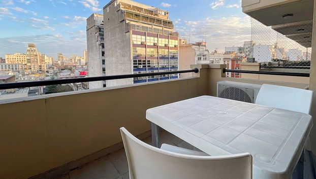 Comfort and Style Just Steps From Fundación Favaloro - Foto 5, Balcón