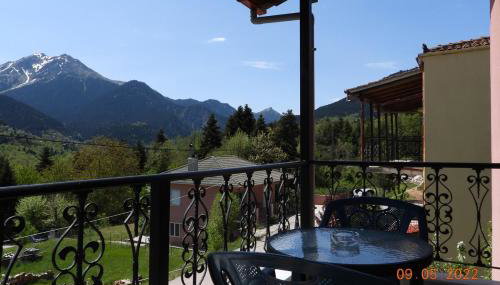 ΥΠΕΡΟΧΟ ΣΠΙΤΙ ΜΕ ΘΕΑ ΣΤΟ ΝΕΟ ΔΕΡΜΑΤΙ Karpenisi - Foto 1