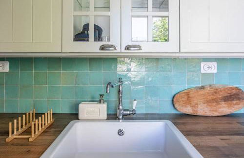 Spacious & Cozy 2-Room with Balcony - Foto 10