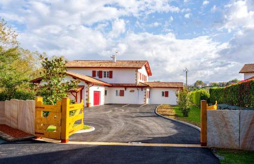 Villa Zeruko Izarra, Grand standing - Photo 11