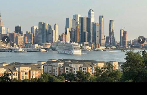 Great Location-20 Mins to NYC-Free Indoor Parking - Foto 25