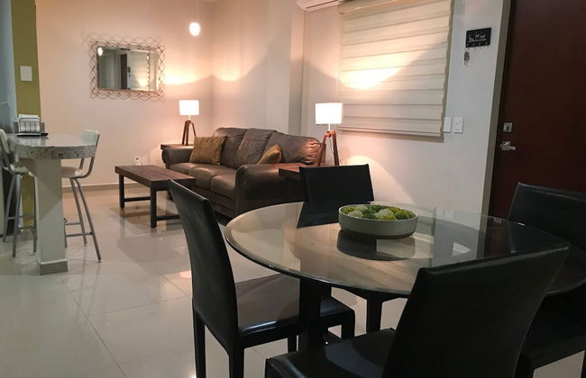 Alcantara Apt, Ground Floor, Great for Digital, 2 Blocks Walk to Beach - Foto 1