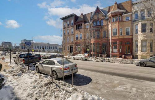 1 Block to Penn Station-Baltimore! Urban Studio - Photo 26