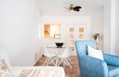 Ronda Suites 193 junto a hospitales y cerca centro con Parking Gratis - Foto 6