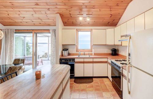 Serene Jonesport Escape Deck with Water Views! - Photo 10