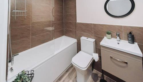 2Bed 2Bath Apartment Nr Old Trafford Parking - Foto 4