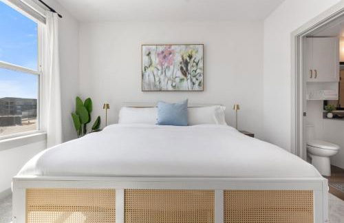 Bright Spacious 2BR 2BA Open Layout - Foto 15