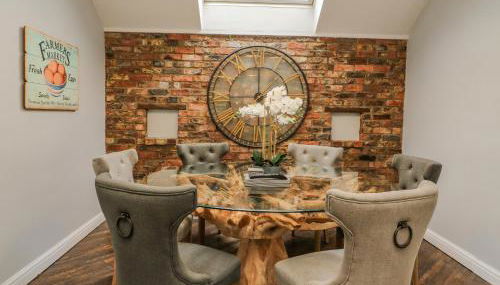 The Old Wagon Shed - Photo 5