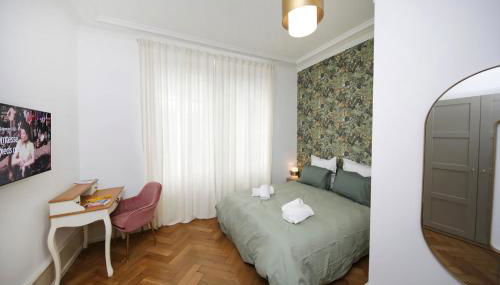 LE LYNX HAUSSMANIEN appartement tout confort, climatisé avec parking privé, à deux pas du centre - Foto 5