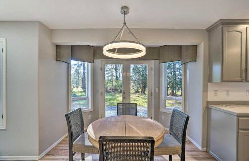 The Cedars Spacious Group Getaway in Snohomish - Photo 12