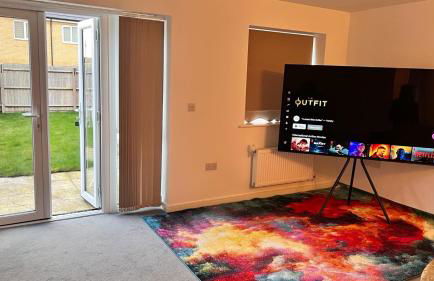 LUXURY 3 BED HOME with MULTIPLE FREE PARKING BAYS Early Check-in Late Check- Out Allowed - Foto 23