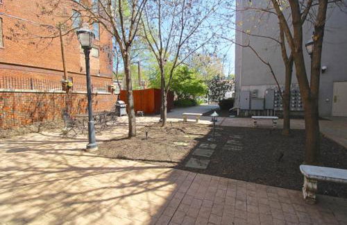 Landing Chic 1BD Courtyard - Foto 28