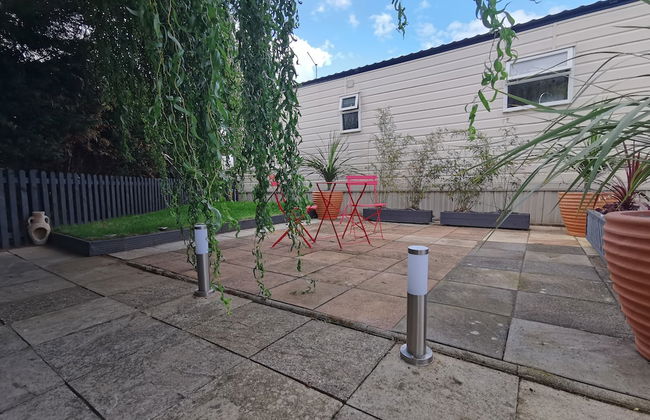 Lakes and Woodlands Overstone Holiday Park - Foto 28