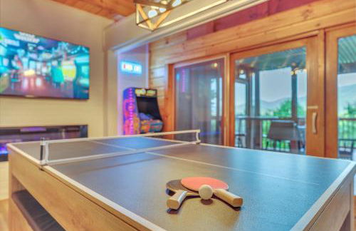 Family Chalet With Sauna, HotTub, Heavenly Views! Mins to Downtown! - Foto 62