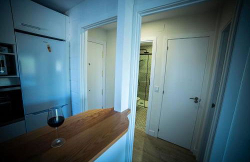 Precioso atico con vistas al mar 20 metros de Playa de Usil - Foto 16