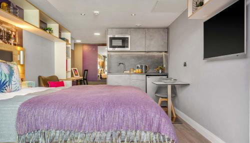 Practical Studio For 2 In Leeds, Free Breakfast - Foto 3