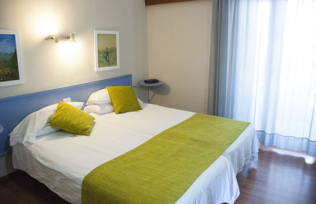 Apartamentos El Paseo - Foto 4