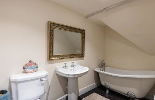 Riverside Manor - Photo 27