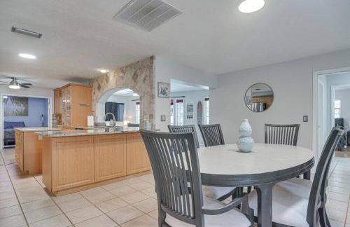 Poolside Oasis! Family Escape in Safety Harbor - Foto 9