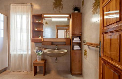 La Corte con Vista - with Terrace & Parking - Foto 26