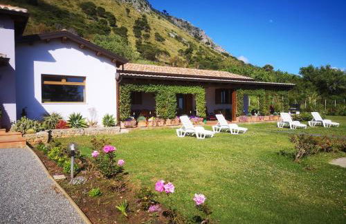 New entire villa with pool and sea views - Photo 15