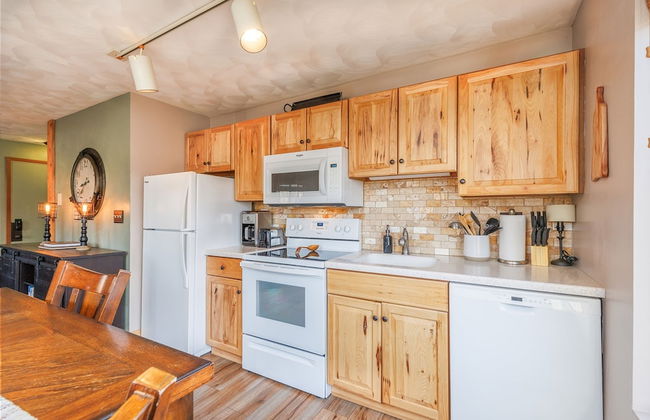 Swiss Mountain 1 Bedroom - Premier Unit with Patio by RedAwning - Foto 3