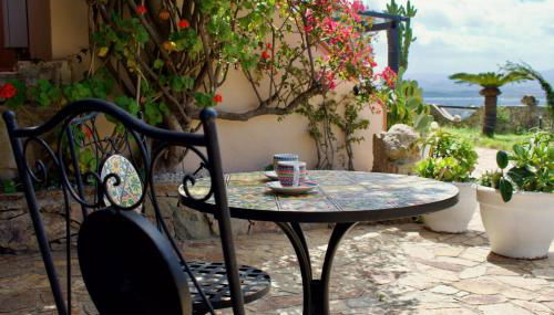 Villa con Splendido Giardino e Vista Mare a Osseddu - Olbia - Photo 3, Garden, Garden view