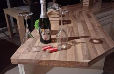 Redwood lodge with luxury hot tub at Three lochs holiday park - Foto 19