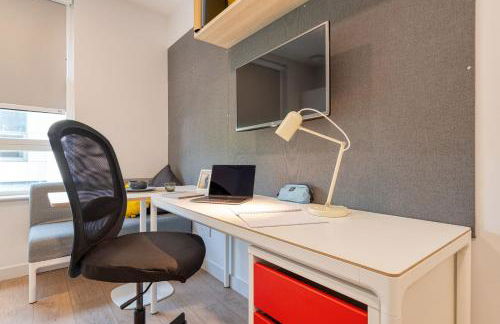 For Students Only Middle Street in Portsmouth - Foto 26