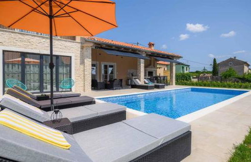 Beautiful Home In Maruzini With Wifi - Foto 13